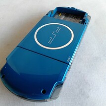 ト001 PSP 3000 プレイステーション・ポータブル 青 バッテリー/蓋なし メモリースティックデュオ付 ゲーム 本体_画像3