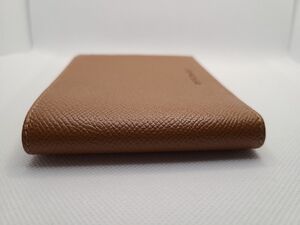 ブルガリ 二つ折り財布（札・カード入れ）クラシコ・ライン アンバーレザー 未使用品、極美品