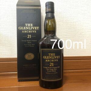 グレンリベット　21年　アーカイブ　700ml 箱付　GLENLIVET　ARCHIVE 　キャップフィルムにやや難あり