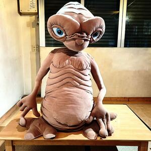 E.T. 特大サイズ ぬいぐるみ 約106cm トイザらス 巨大 人形 BIG イーティー ユニバーサル 映画 限定品 おもちゃ コレクション 等身大