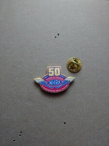 【匿名配送ヤマト便】NHRA 50周年記念 Hot Rod 50th Anniversary (1951-2001) ピンバッジ ピンバッチ ピンズ グッズ ビンテージ