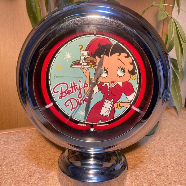 Betty Boop ガスランプクロック　ネオンライト　レア絵柄　インテリア　アメリカンレトロ　置き時計