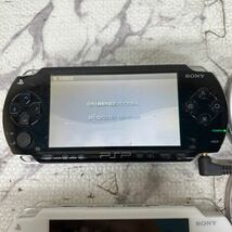 MYG-1043 激安 ゲー厶機 PSP 本体 SONY PSP-1000 PSP-2000 通電、起動OK 4点 まとめ売り ジャンク 同梱不可_画像5