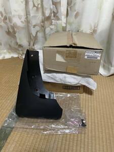 日産純正 エクストレイル(T31)リヤ左側 マットガード G8813-JG000 新品