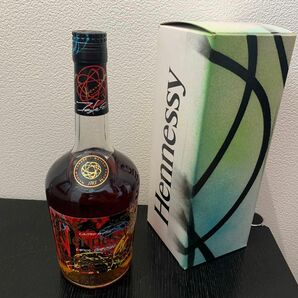 Hennessy V.S Limited Edition by Futura フューチュラ ヘネシー 本人直筆スプレーアート