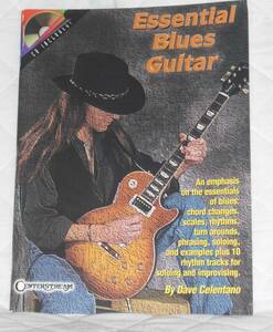 英語版　CD付　Essential Blues Guitar Paperback August 1, 1998　by Dave Celentano (Composer)　Centerstream Publications