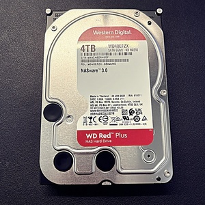 【中古】Western Digital WD Red Plus NASハードディスクドライブ3.5インチ 4TB WD40EFZX (使用時間43h)