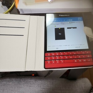 blackberry passport red ジャンク　カバー付き