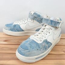 z9215 ナイキ エアフォース1 ミッド US10 28.0cm/白 ホワイト 青 ブルー系 デニム NIKE AIRFORCE1 MID AF1 メンズ スニーカー 中古_画像1