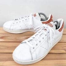 z9090 アディダス スタンスミス US8 1/2 26.5cm/白 ホワイト 茶 ブラウン オレンジ系 adidas STAN SMITH メンズ スニーカー 中古_画像1