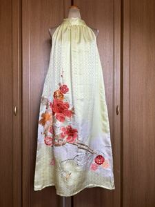 着物リメイク★189★薄黄色振袖ホルターネックロングワンピース・ストール★暈し花御車総刺繍