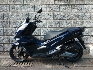 PCX125HYBRID JF84 パールダークナイトブルー10,470㌔　グリップヒーター・マフラー付　2018年モデル　PCX125　ハイブリッド ホンダ