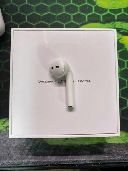 Apple AirPods 第2世代　右側　右耳　右