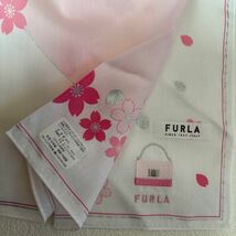 FURLA フルラ　バッグ刺繍ラメ入りハート桜柄、ロゴ刺繍ラメ入りロゴ地模様ハンカチ4枚まとめて　レディースブランドハンカチ_画像7