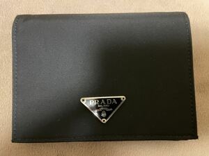 送料無料 未使用 プラダ PRADA P.TA FOGLIO IN TESSUTO 2つ折り財布 ナイロン ブラック M668