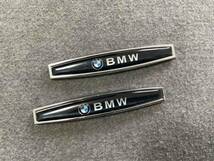 BMW カーステッカー エンブレム ブラック＆シルバー プレート フェンダーバッジ シール 金属製 送料無料 2個セット ●106番_画像1