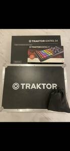 DJコントローラー　traktor kontrol S4 MK3 本体&ハードケース&ベッドホン&traktor F1本体セット送料込みで