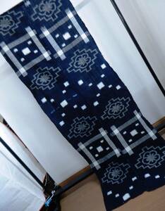 ＜銀の斧＞古布・古い手織り藍染久留米絣2巾・大正期前後のお品・幾何学・長さ180cm