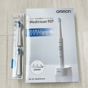 未使用品　OMRON/オムロン　音波式電動歯ブラシ　HT-B907　トリプルクリアブラシ　SB-072付き