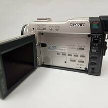 C-T1151T【1円スタート】中古品 SONY DCR-TRV9 NTSC 60x DIGITAL ZOOM デジタルビデオカメラ ハンディカム ソニー ジャンク_画像3