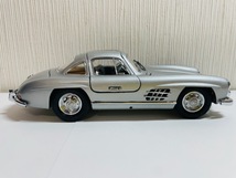 C-010M　フランクリンミント メルセデスベンツ 300SL (ガルウイング) シルバー 1/24 1954年 Mercedes-Benz 300SL Franklin Mint_画像6