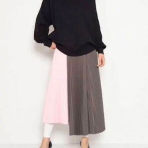 HYKE プリーツ アシンメトリー スカート