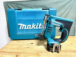 ★ makita マキタ 14.4V 充電式タッカ ST110D st110バッテリー 