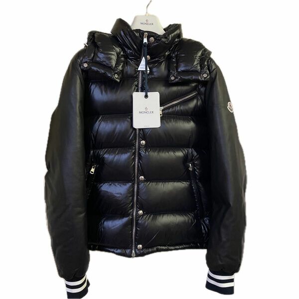 新品未使用 37万円 23年モデル モンクレールMONCLER VERCORS ブラック サイズ3 XL レザー ダウンジャケット