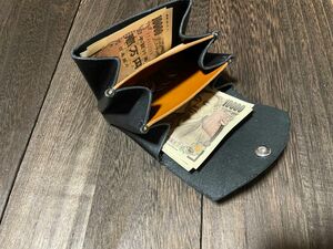 お札が折れない財布【アコーディオンウォレット】