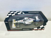 【送料無料】1/18 Minichamps ブラウンGP メルセデス BGP001 #22 J.バトン Brazilian GP 2009 (World Champion)_画像3