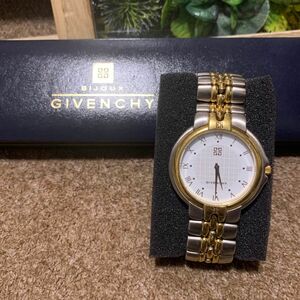 GIVENCHY メンズ 腕時計 クォーツ　稼働中