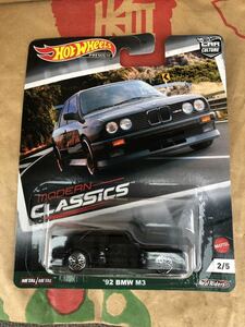 ホットウィール MODEAN CLASSICS ’92 BMW M3