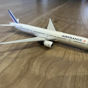 フェニックス エールフランス B777-300ER 1/400.の画像3