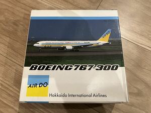 DRAGON AIRDO ボーイング 767-300ER 1/400 JA98AD