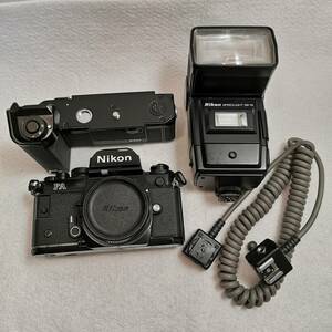 USED◆ニコン Nikon FA ブラックボディ ☆MF-16 デートバック/MD-15 モータードライブ/SB-16 フラッシュ◆不動品/ジャンク品/現状品/経年品