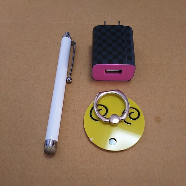 ◎コンパクトUSB-ACアダプタ(ピンク)、タッチペン、スマホリング 3点セット