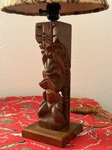1950s Vintage TIKI Hawaiian KOA Carving Night Lamp Stand with Tapa Cloth_画像2