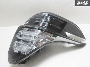 ★ 割れ無し点灯OK★ トヨタ 純正 AGH30W GGH30W ヴェルファイア 前期 LED テール レンズ テール ランプ 右 右側 運転席側 KOITO 58-69 P-2