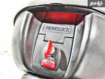 GIVI 汎用品 JF28 PCX125にて使用 MONOLOCK モノロック リア ボックス トップケース 鍵付 汎用品 即納 棚G-2_画像9