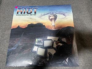 RIOT / Archives Volume 4: 1988-1989 DLP ライオット RIOT V 限定赤盤？ 2枚組LP 未開封品