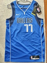 ルカドンチッチ LUKA DONCIC ダラスマーベリックス DAL 直筆サイン入りユニフォーム　_画像3