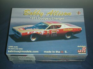 サルビノス J・R モデル 1/25 NASCAR 1971 ダッジ チャージャー ボビー・アリソン プラモデル SJMBADC1971D