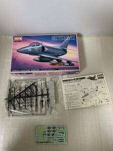 BEN HOBBY Ben hobby da glass A-4E Sky Hawk man Goose / plastic model / not yet constructed / part removing for / parts condition operation not yet verification / discoloration . etc. / Junk treat 