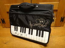 ◆メゾピアノ　リュック　バッグ　鞄　黒　ブラック　かわいい　楽譜入れ◆_画像1