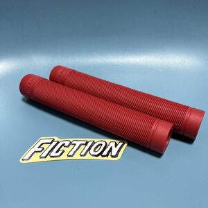 Fiction BMX フランジレスグリップ レッド　赤　新品　バーエンド付き　新品未使用品　パーク　ダート　ストリート　grip フィクション