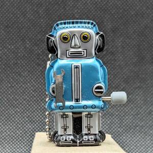 ◇未使用・美品◇歩くブリキ　ロボット　TIN TOY ZOOMER ROBOT　キーチェーン付き　日本製