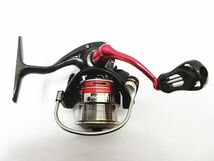 DAIWA ダイワ スピニングリール 本体 AEGIS 2506H イージス 釣り具 回転動作のみ ジャンク扱い 現状品_画像2