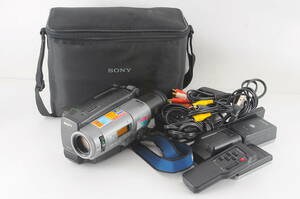 [キ MTM13]動作品 SONY デジタルビデオカメラ CCD-TR270 ソニー Video8 Handycam 8mmビデオカメラ ハンディカム ソフトケース付き