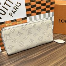 ★正規品 美品★LOUIS VUITTON ルイヴィトン 財布 長財布 マヒナ 人気モデル♪_画像2