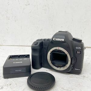 2 Canon EOS 5D Mark II ボディ 一眼レフ カメラ 趣味 キャノン デジタルカメラ デジカメ 充電器